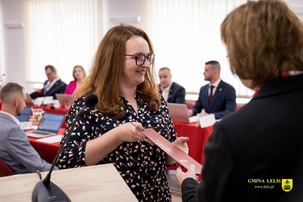 Inauguracja nowej Rady Gminy w Lelisie [07.05.2024] - zdjęcie #24 - eOstroleka.pl