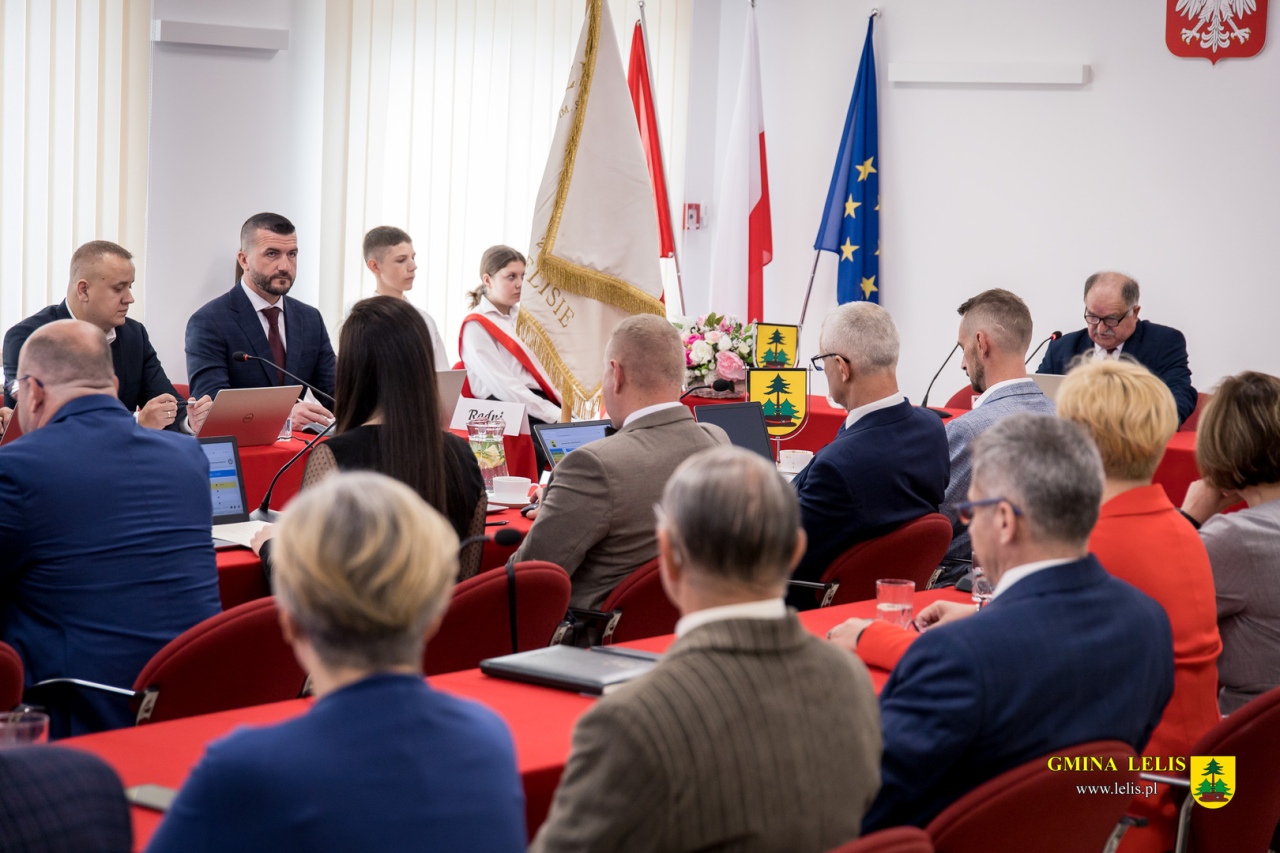 Inauguracja nowej Rady Gminy w Lelisie [07.05.2024] - zdjęcie #7 - eOstroleka.pl