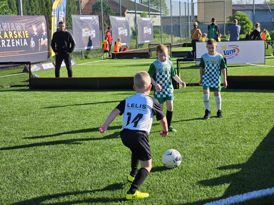Futbol Drybling Cup w Troszynie [07.05.2024] - zdjęcie #26 - eOstroleka.pl