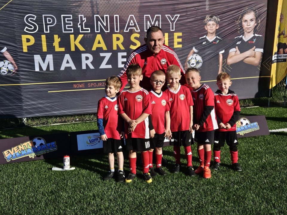 Futbol Drybling Cup w Troszynie [07.05.2024] - zdjęcie #16 - eOstroleka.pl