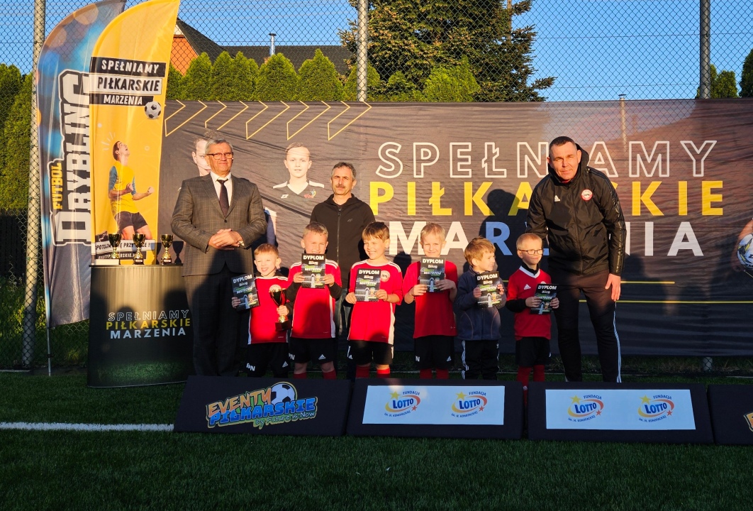 Futbol Drybling Cup w Troszynie [07.05.2024] - zdjęcie #5 - eOstroleka.pl