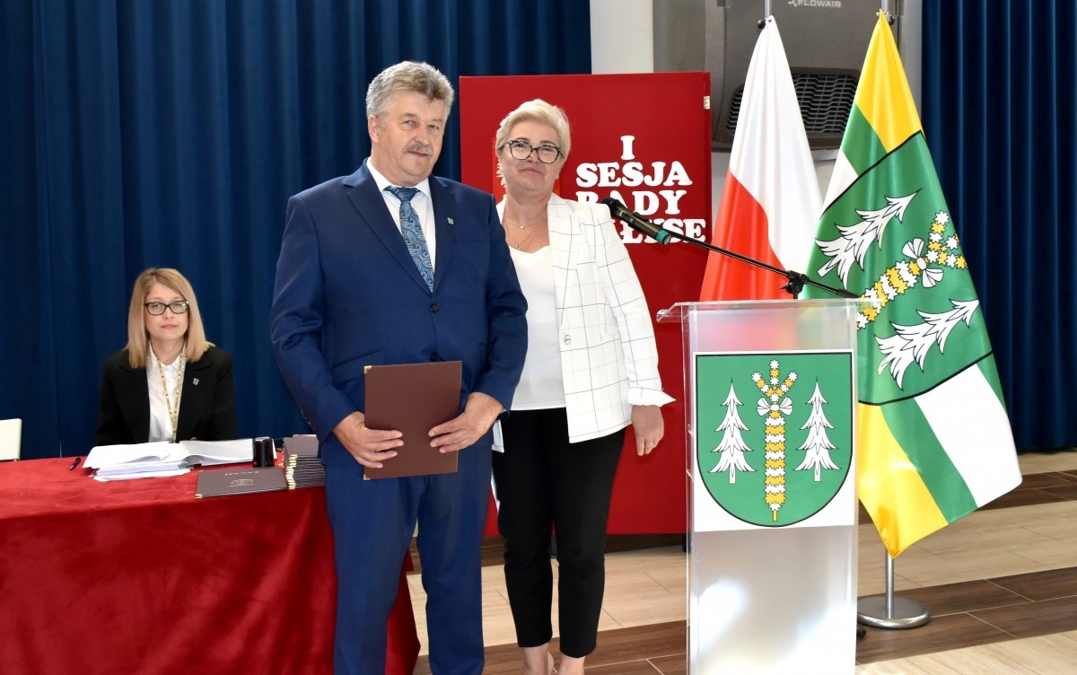 Zaprzysiężenie radnych i wójta gminy Łyse - zdjęcie #121 - eOstroleka.pl