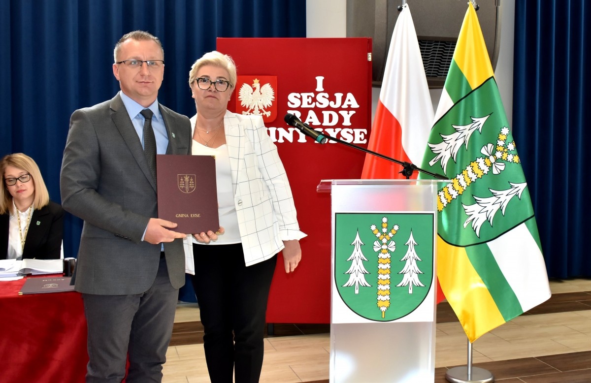 Zaprzysiężenie radnych i wójta gminy Łyse - zdjęcie #118 - eOstroleka.pl