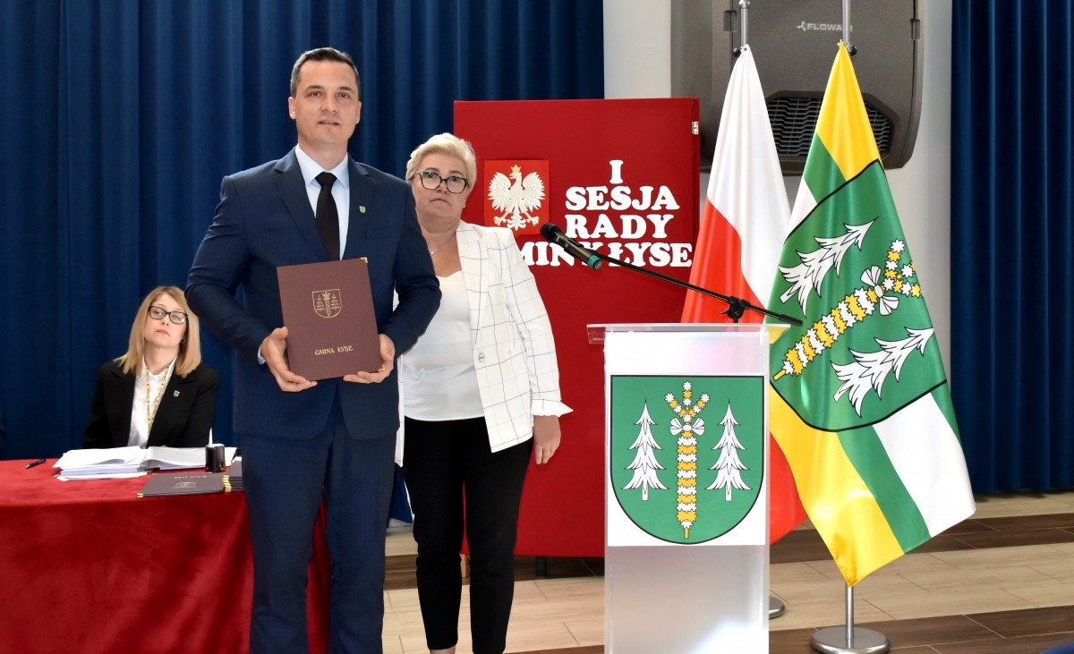 Zaprzysiężenie radnych i wójta gminy Łyse - zdjęcie #117 - eOstroleka.pl