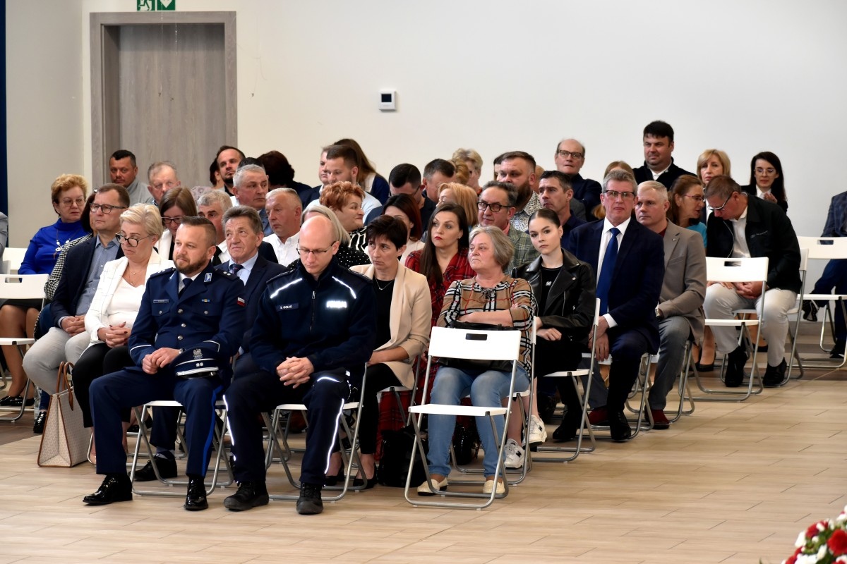 Zaprzysiężenie radnych i wójta gminy Łyse - zdjęcie #88 - eOstroleka.pl