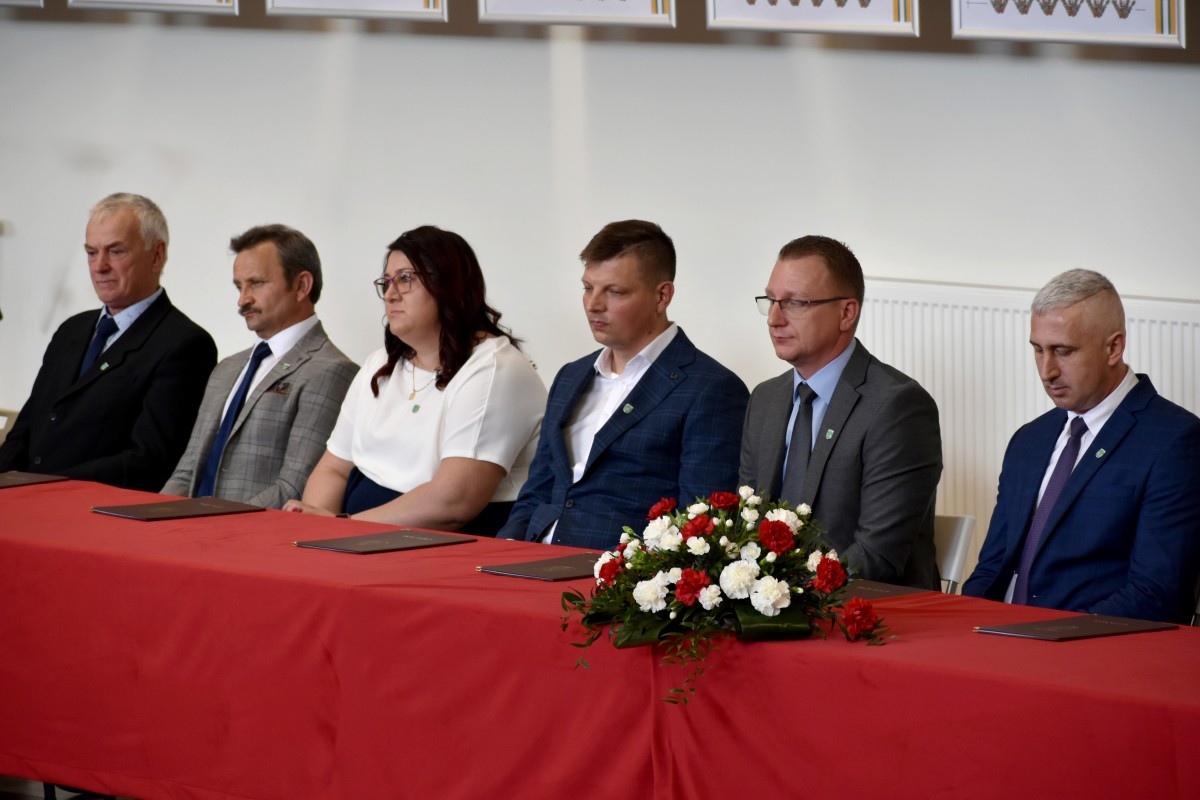 Zaprzysiężenie radnych i wójta gminy Łyse - zdjęcie #86 - eOstroleka.pl