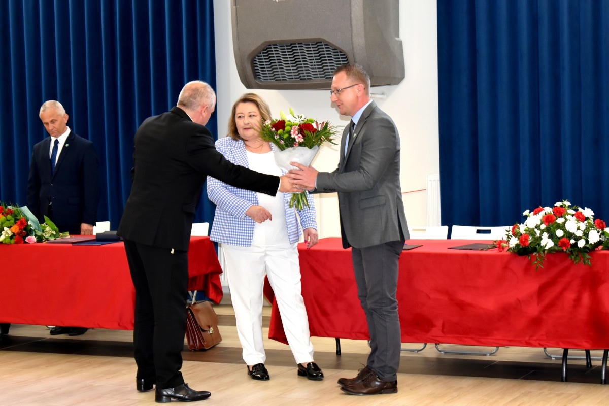 Zaprzysiężenie radnych i wójta gminy Łyse - zdjęcie #77 - eOstroleka.pl
