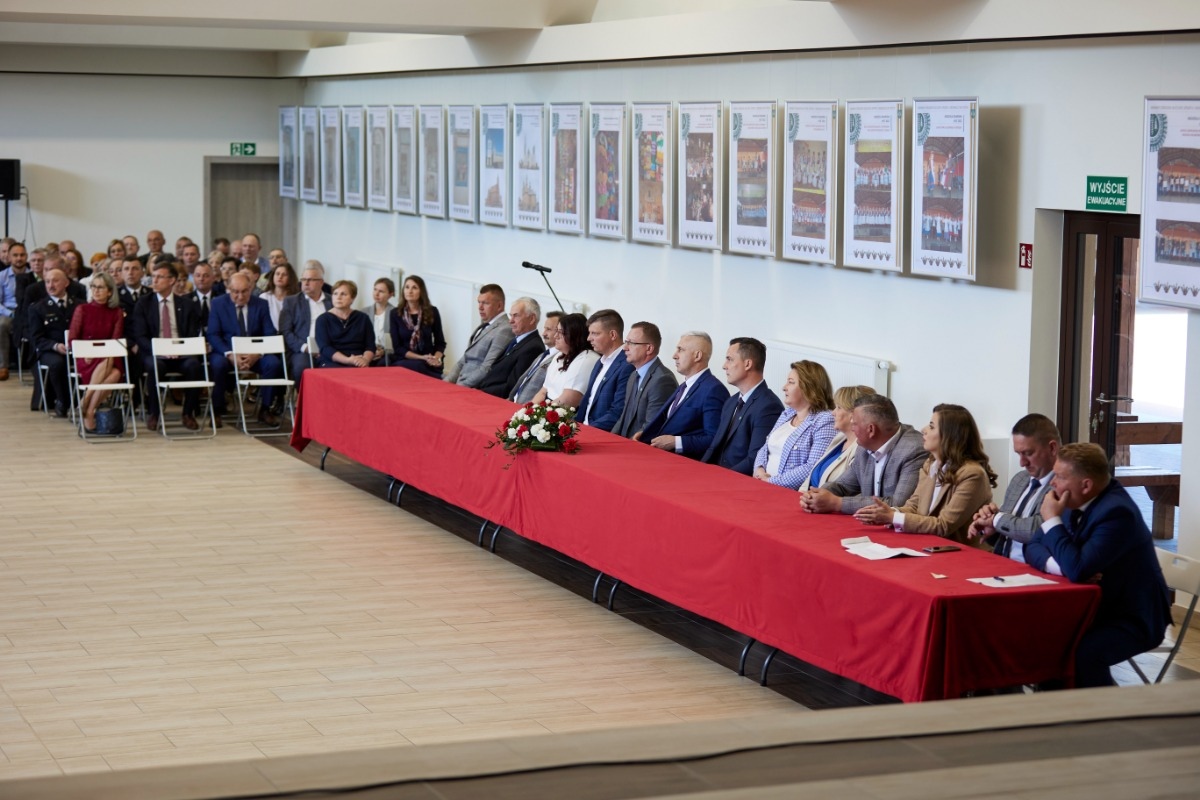 Zaprzysiężenie radnych i wójta gminy Łyse - zdjęcie #70 - eOstroleka.pl
