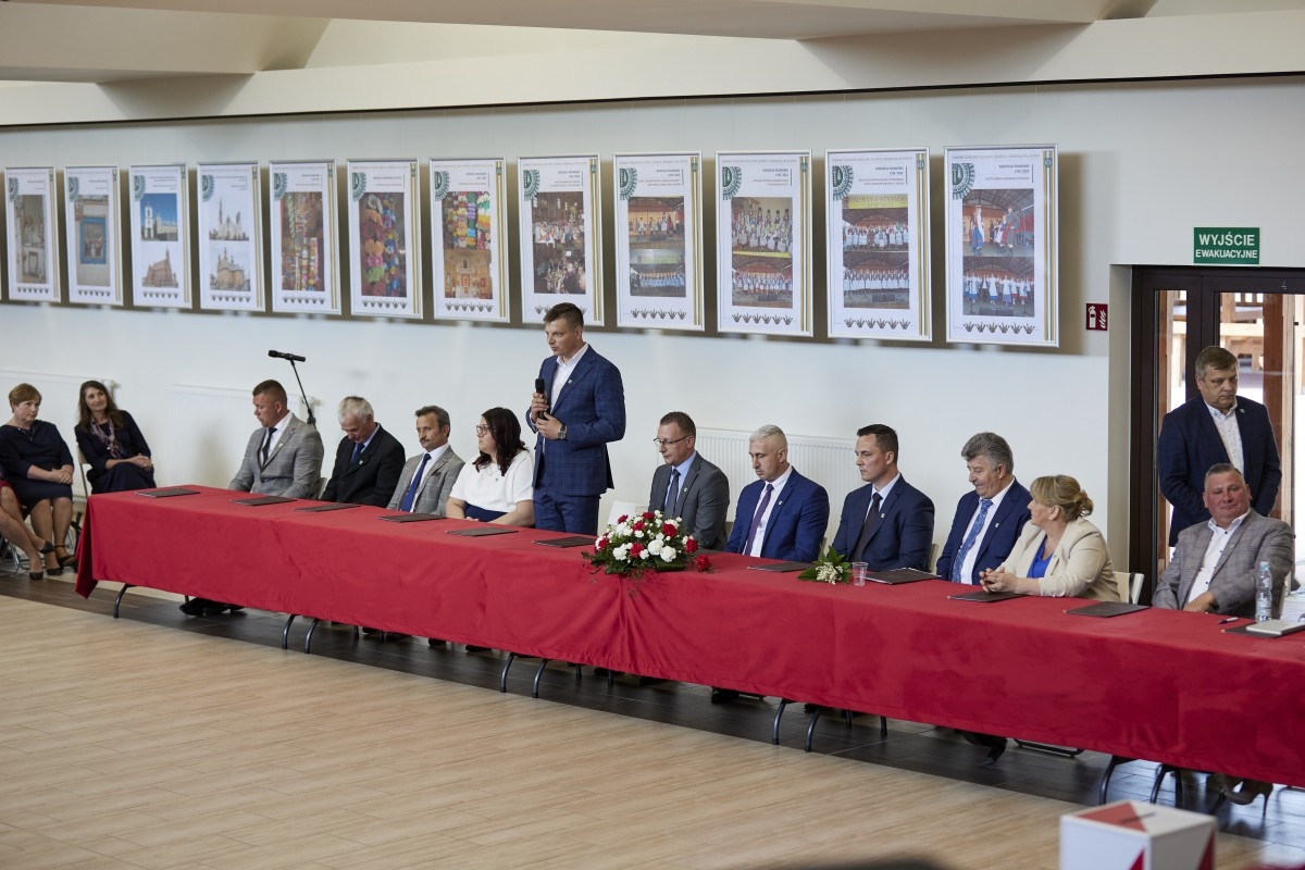 Zaprzysiężenie radnych i wójta gminy Łyse - zdjęcie #48 - eOstroleka.pl