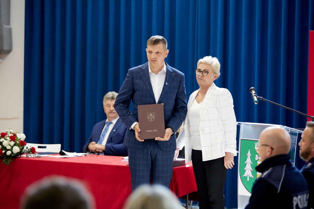 Zaprzysiężenie radnych i wójta gminy Łyse - zdjęcie #30 - eOstroleka.pl