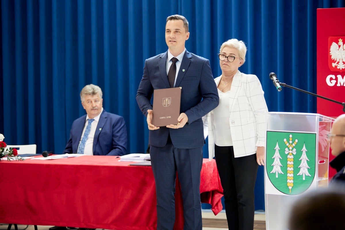 Zaprzysiężenie radnych i wójta gminy Łyse - zdjęcie #27 - eOstroleka.pl