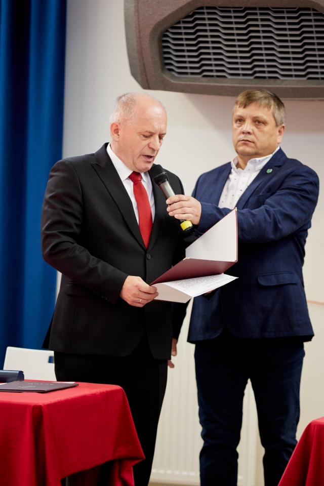 Zaprzysiężenie radnych i wójta gminy Łyse - zdjęcie #16 - eOstroleka.pl