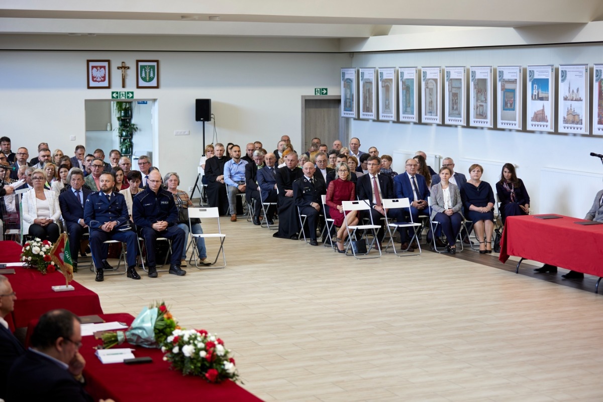 Zaprzysiężenie radnych i wójta gminy Łyse - zdjęcie #12 - eOstroleka.pl