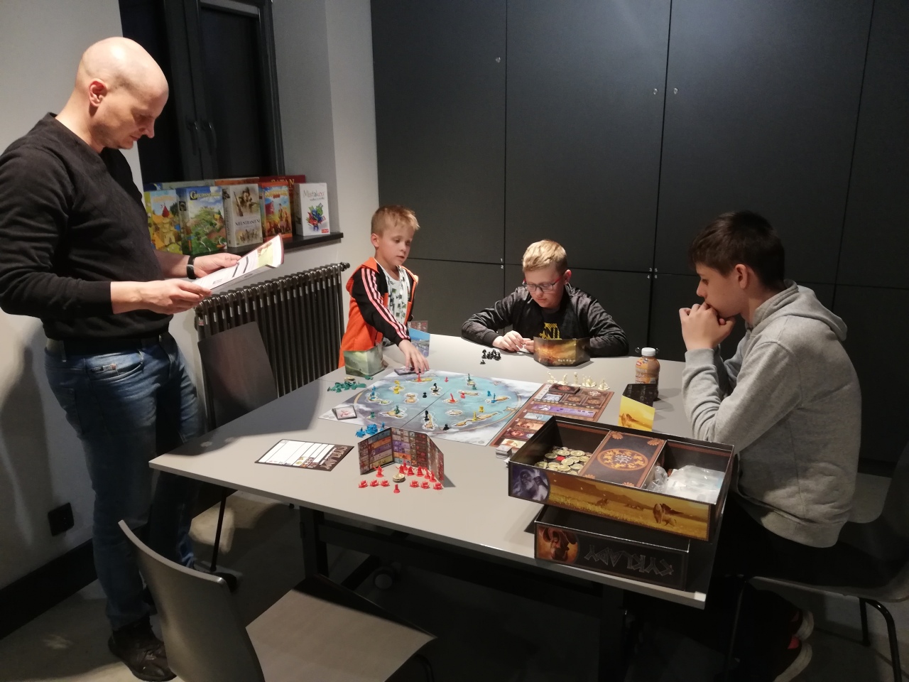 Nocne granie w MŻW  [10.05.2024] - zdjęcie #9 - eOstroleka.pl