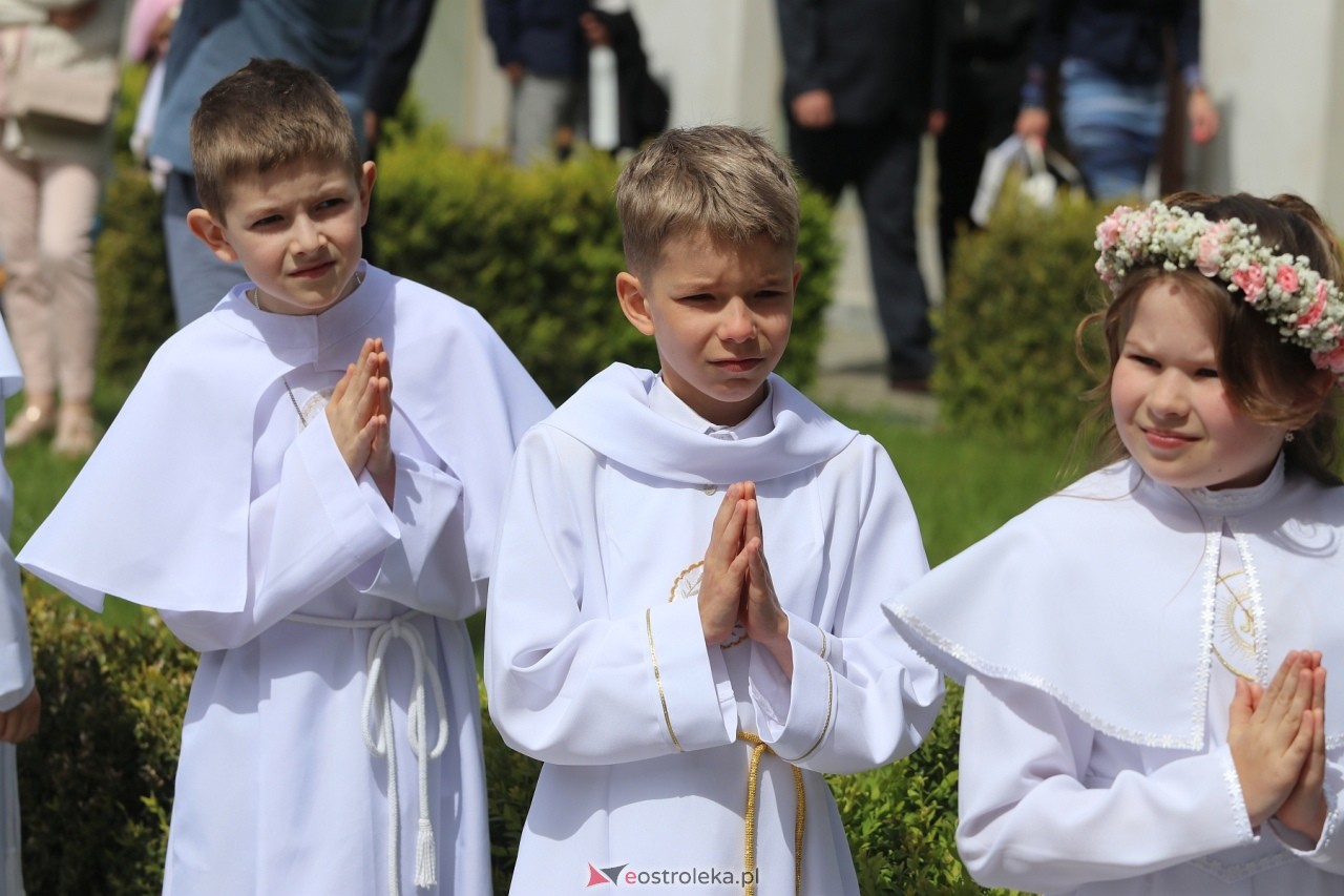 Pierwsza Komunia Święta w parafii św. Antoniego w Ostrołęce [11.05.2024] - zdjęcie #6 - eOstroleka.pl
