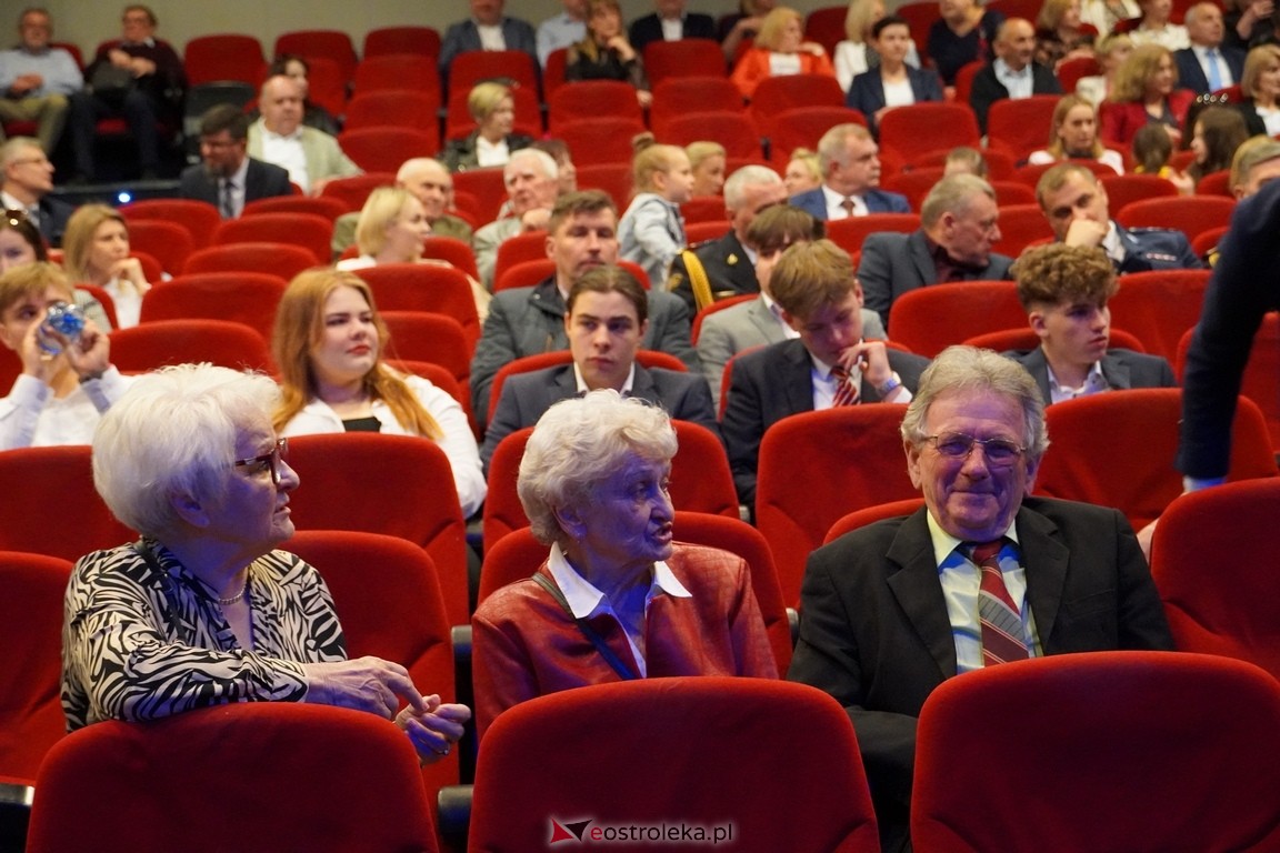 651 lat Ostrołęki: Uroczysta Sesja Rady Miasta [12.05.2024] - zdjęcie #50 - eOstroleka.pl