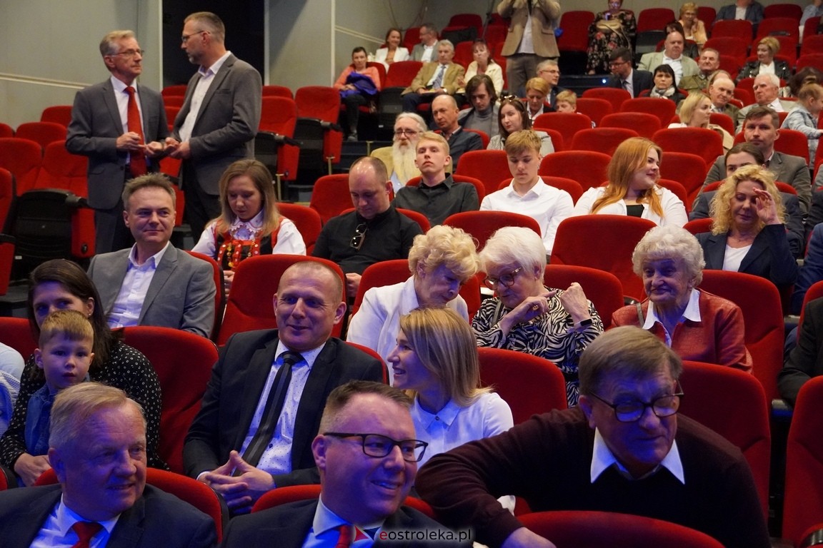 651 lat Ostrołęki: Uroczysta Sesja Rady Miasta [12.05.2024] - zdjęcie #46 - eOstroleka.pl