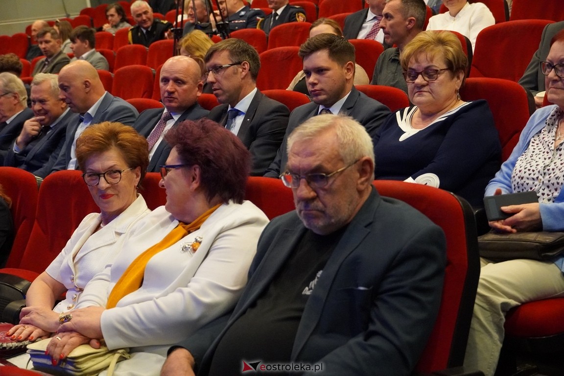 651 lat Ostrołęki: Uroczysta Sesja Rady Miasta [12.05.2024] - zdjęcie #44 - eOstroleka.pl