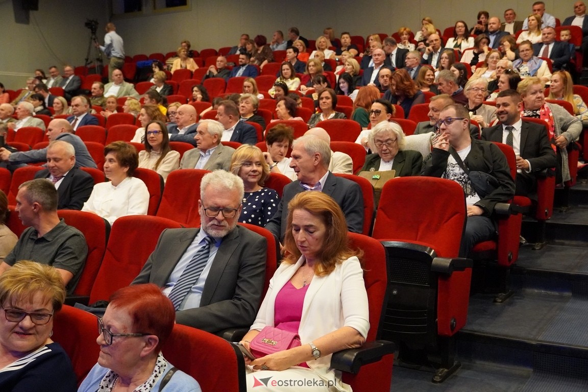 651 lat Ostrołęki: Uroczysta Sesja Rady Miasta [12.05.2024] - zdjęcie #42 - eOstroleka.pl
