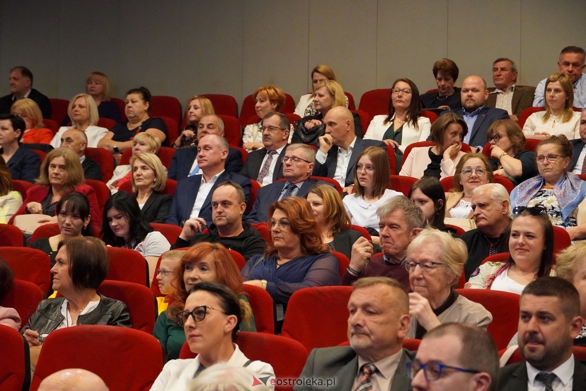 651 lat Ostrołęki: Uroczysta Sesja Rady Miasta [12.05.2024] - zdjęcie #40 - eOstroleka.pl