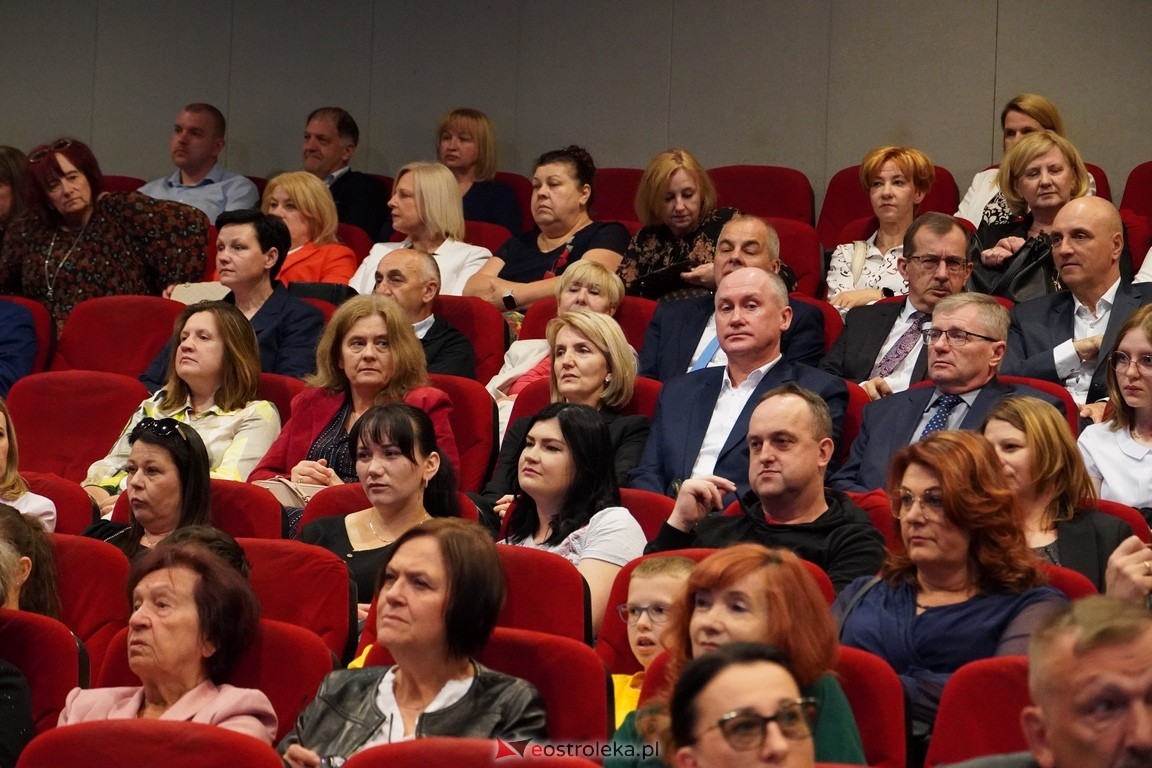 651 lat Ostrołęki: Uroczysta Sesja Rady Miasta [12.05.2024] - zdjęcie #38 - eOstroleka.pl