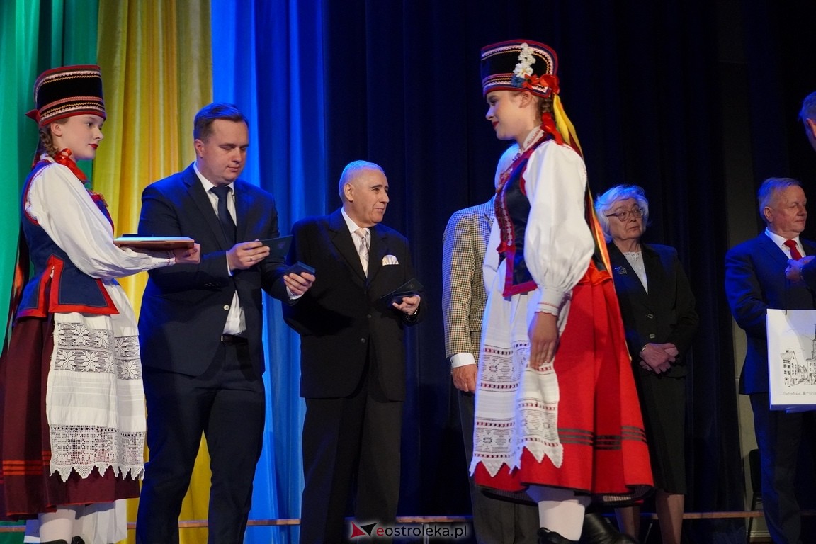 651 lat Ostrołęki: Uroczysta Sesja Rady Miasta [12.05.2024] - zdjęcie #7 - eOstroleka.pl