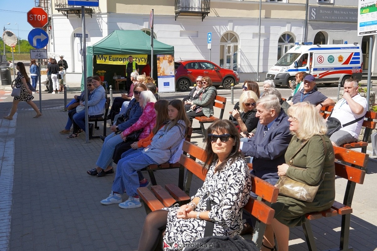 Festiwal Książki w Ostrołęce: Spotkanie z Arturem Andrusem [12.05.2024] - zdjęcie #65 - eOstroleka.pl