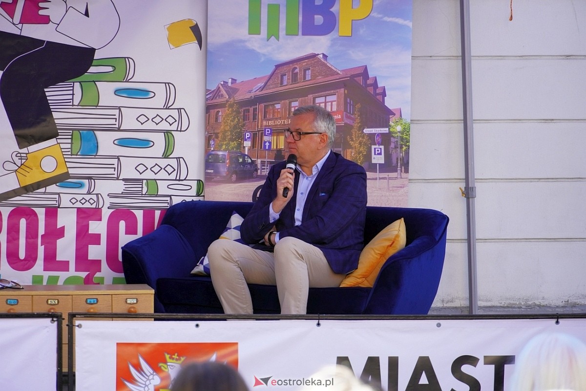 Festiwal Książki w Ostrołęce: Spotkanie z Arturem Andrusem [12.05.2024] - zdjęcie #32 - eOstroleka.pl