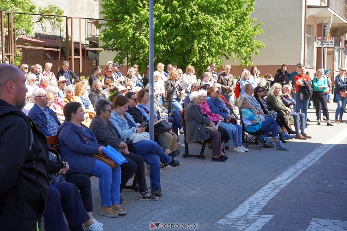Festiwal Książki w Ostrołęce: Spotkanie z Arturem Andrusem [12.05.2024] - zdjęcie #20 - eOstroleka.pl