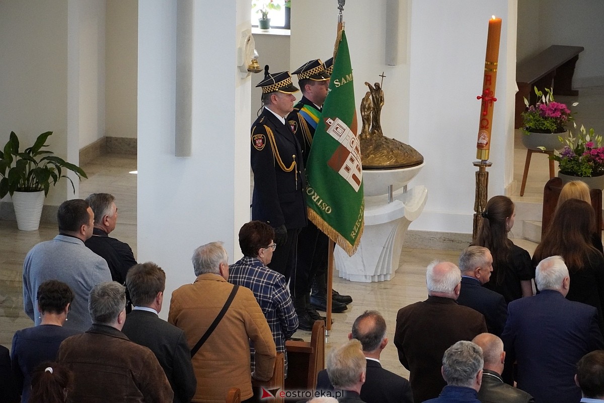 Pogrzeb śp. Tadeusza Giersa, wieloletniego radnego i działacza samorządowego z Ostrołęki [13.05.2024] - zdjęcie #7 - eOstroleka.pl