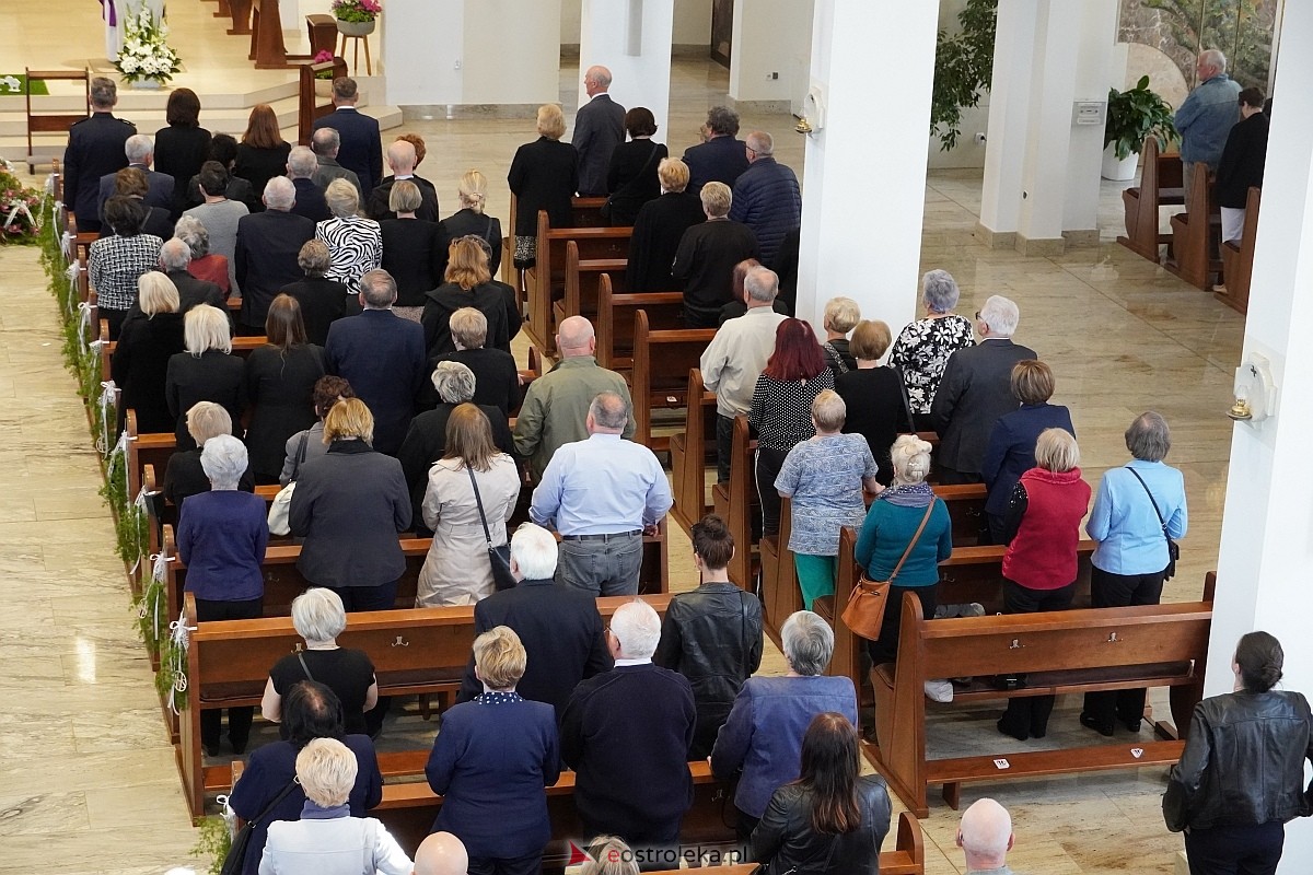 Pogrzeb śp. Tadeusza Giersa, wieloletniego radnego i działacza samorządowego z Ostrołęki [13.05.2024] - zdjęcie #5 - eOstroleka.pl