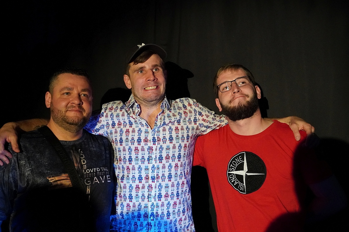 Wieczór stand up w Klubie Łubudu. Na scenie Bartosz Zalewski i Marceli Chojnacki [13.05.2024] - zdjęcie #7 - eOstroleka.pl