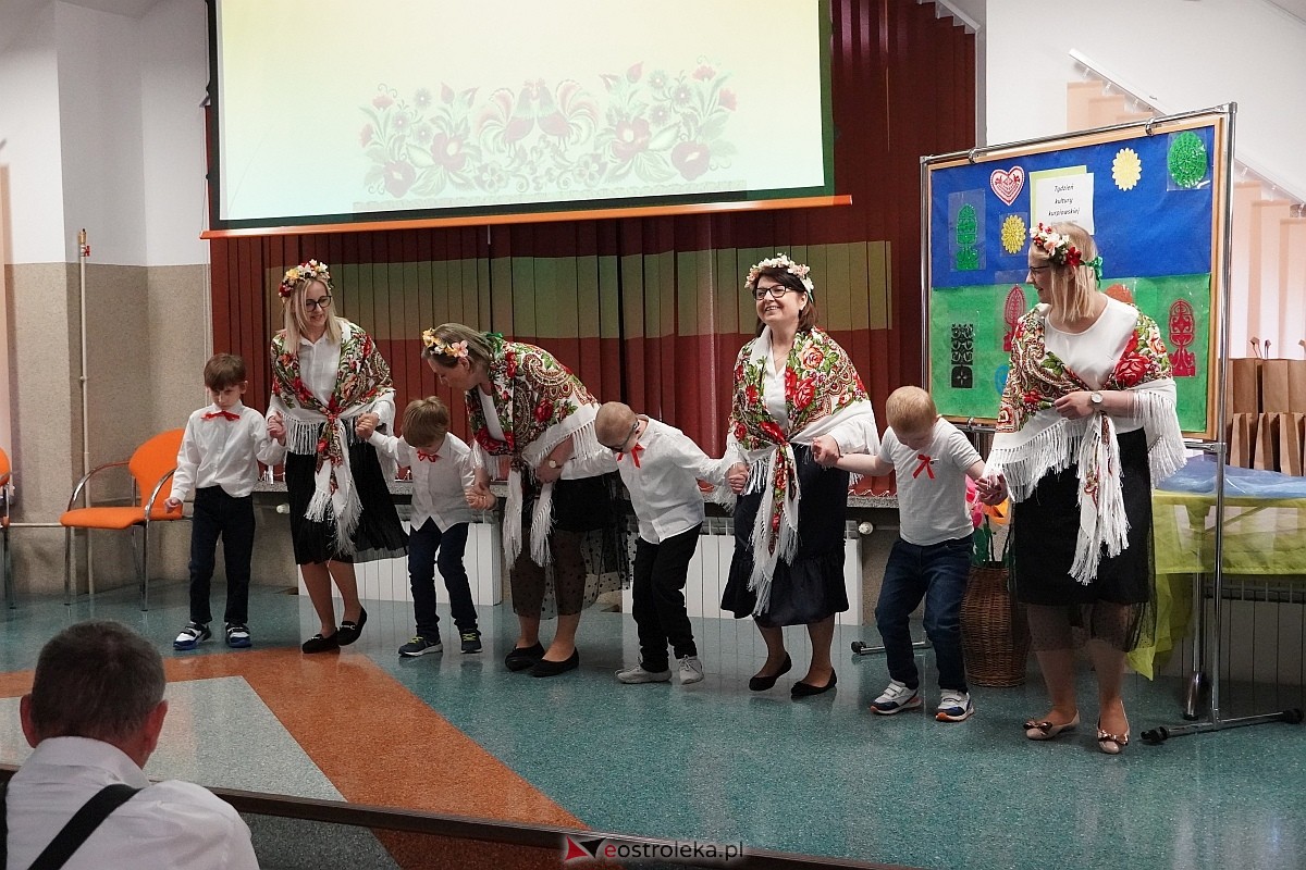 II Przegląd Teatralny Osób Niepełnosprawnych w Ostrołęce [14.05.2024] - zdjęcie #49 - eOstroleka.pl