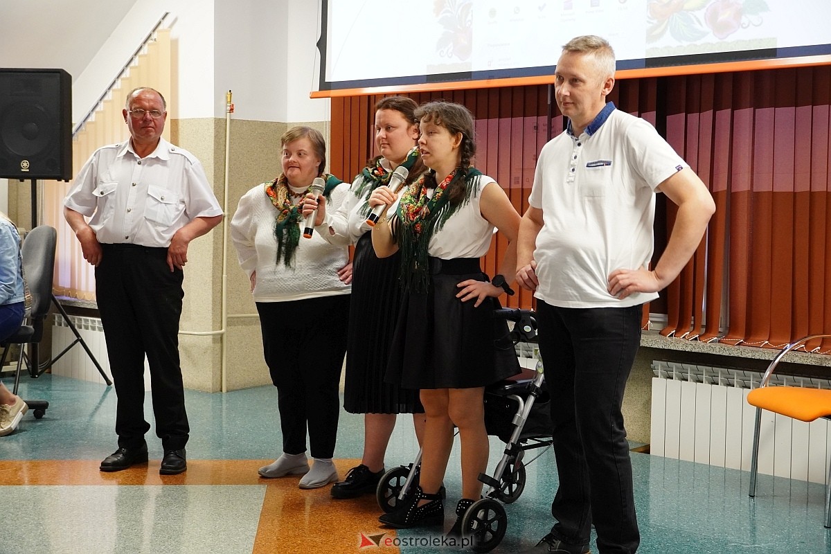 II Przegląd Teatralny Osób Niepełnosprawnych w Ostrołęce [14.05.2024] - zdjęcie #3 - eOstroleka.pl