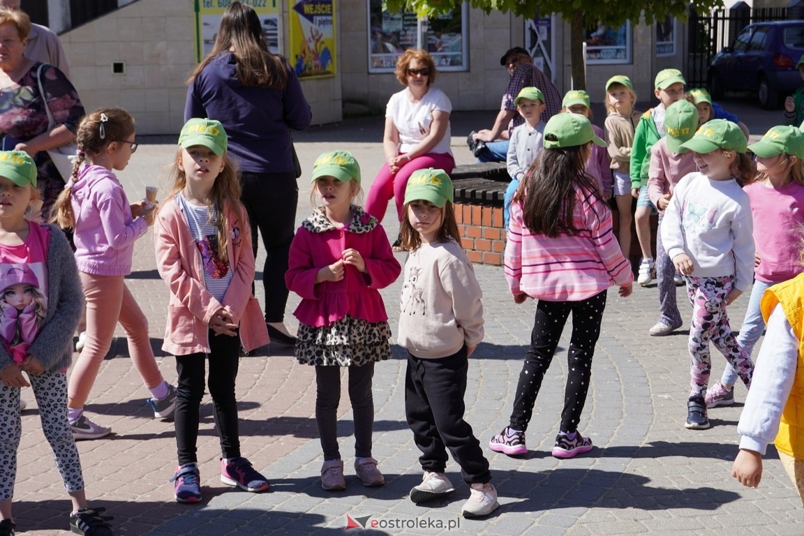 Dziecięcy Festiwal Tańca [15.05.2024] - zdjęcie #38 - eOstroleka.pl