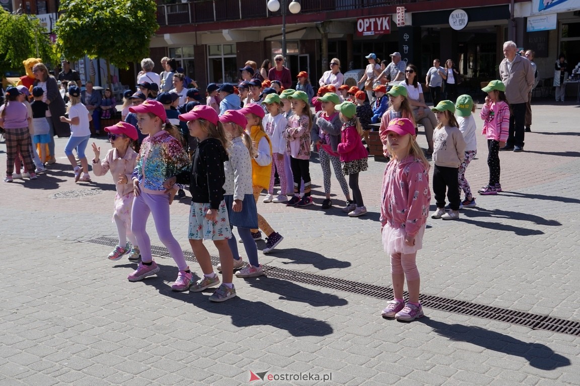 Dziecięcy Festiwal Tańca [15.05.2024] - zdjęcie #44 - eOstroleka.pl
