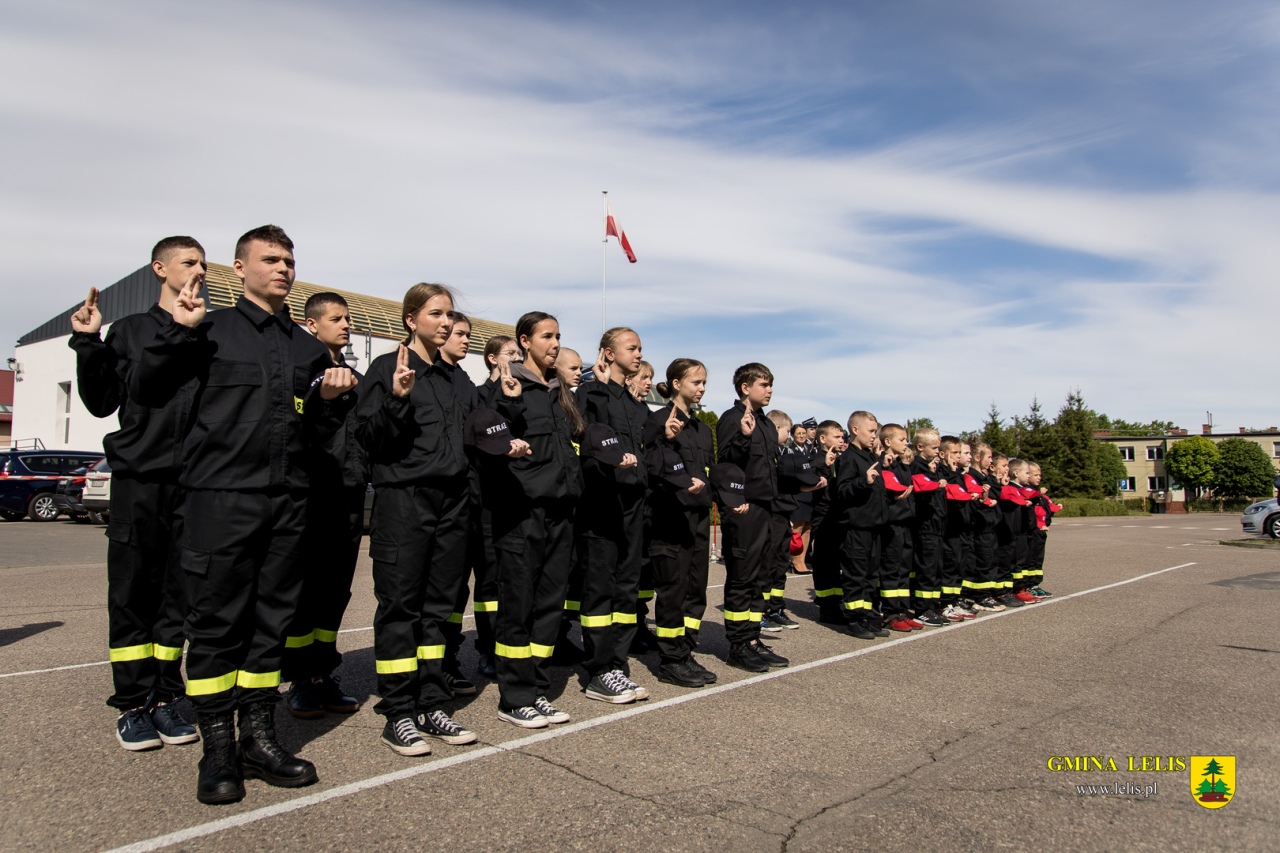 Gminne Obchody Dnia Strażaka oraz 60-lecie powstania OSP w Lelisie - zdjęcie #70 - eOstroleka.pl