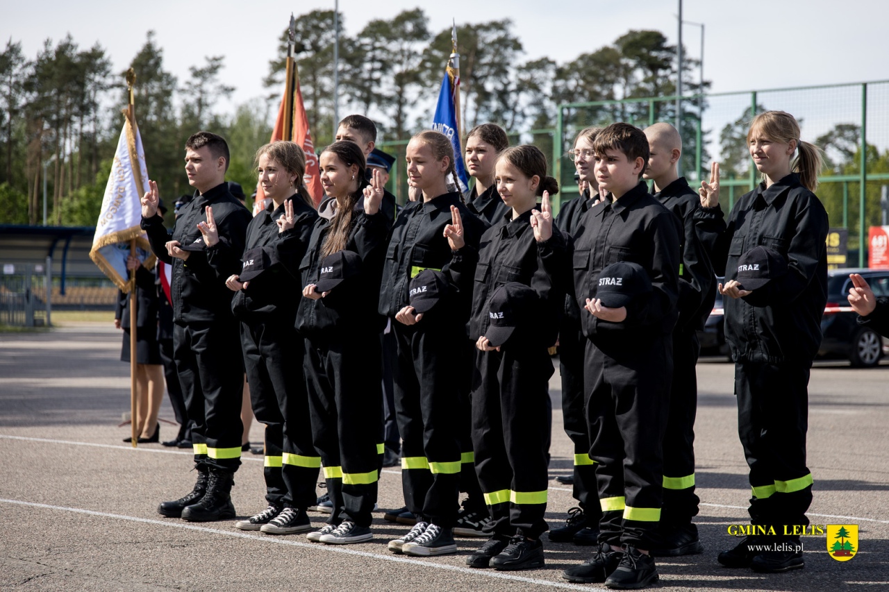 Gminne Obchody Dnia Strażaka oraz 60-lecie powstania OSP w Lelisie - zdjęcie #68 - eOstroleka.pl