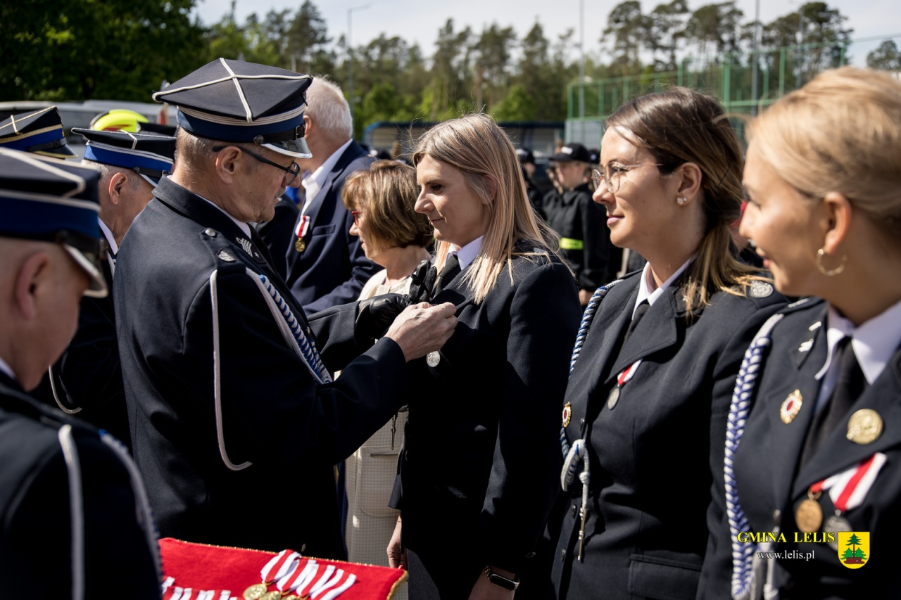 Gminne Obchody Dnia Strażaka oraz 60-lecie powstania OSP w Lelisie - zdjęcie #50 - eOstroleka.pl