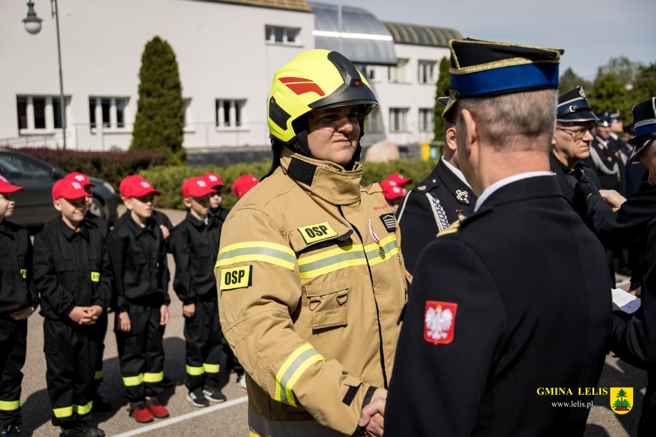 Gminne Obchody Dnia Strażaka oraz 60-lecie powstania OSP w Lelisie - zdjęcie #45 - eOstroleka.pl