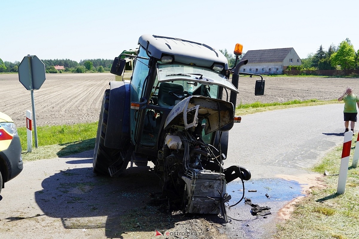 Wypadek na przejeździe kolejowym w Czarnowcu [17.05.2024] - zdjęcie #27 - eOstroleka.pl