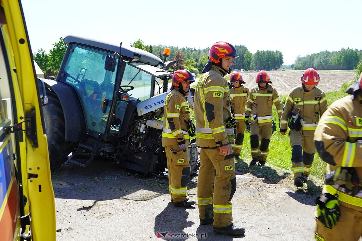 Wypadek na przejeździe kolejowym w Czarnowcu [17.05.2024] - zdjęcie #9 - eOstroleka.pl