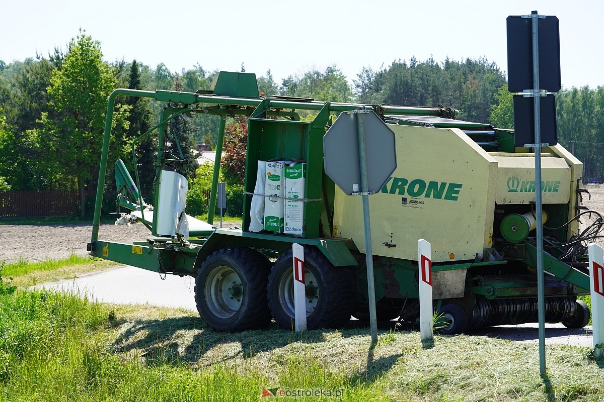 Wypadek na przejeździe kolejowym w Czarnowcu [17.05.2024] - zdjęcie #5 - eOstroleka.pl