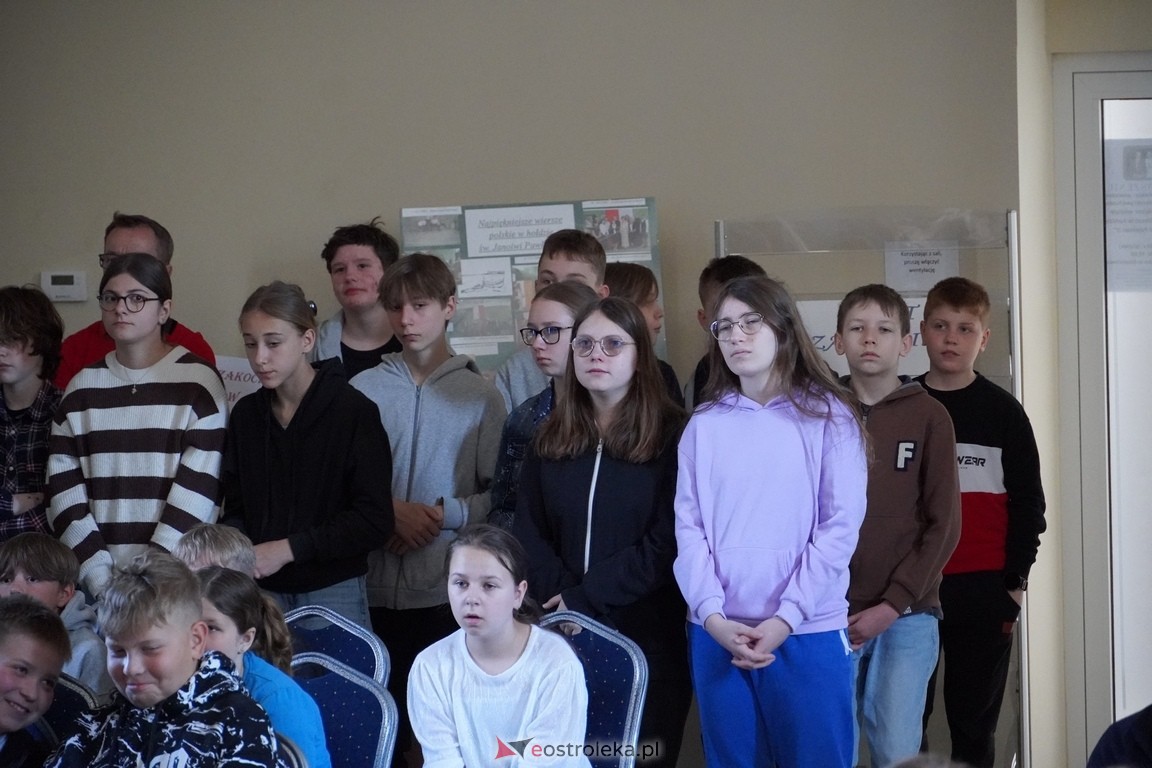 Konkurs recytatorski Najpiękniejsze wiersze Czesława Miłosza w hołdzie św. Janowi Pawłowi II [17.05.2024] - zdjęcie #35 - eOstroleka.pl