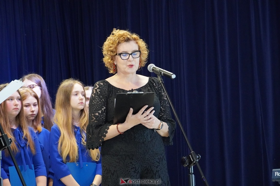 Konkurs recytatorski Najpiękniejsze wiersze Czesława Miłosza w hołdzie św. Janowi Pawłowi II [17.05.2024] - zdjęcie #17 - eOstroleka.pl