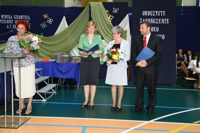 Zakończenie roku ZS nr 5 (22.06.2011) - zdjęcie #9 - eOstroleka.pl