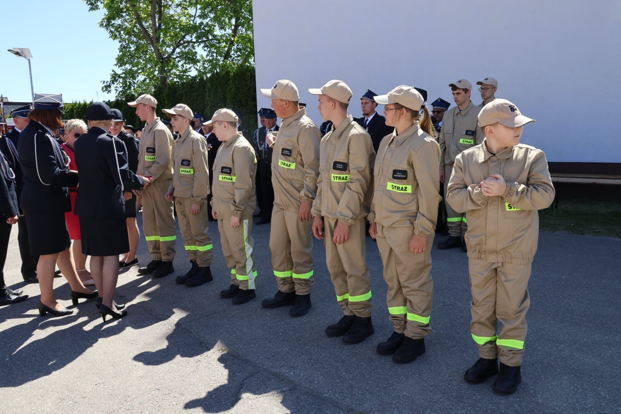 Gminne obchody Dnia Strażaka w Goworowie [17.05.2024] - zdjęcie #21 - eOstroleka.pl