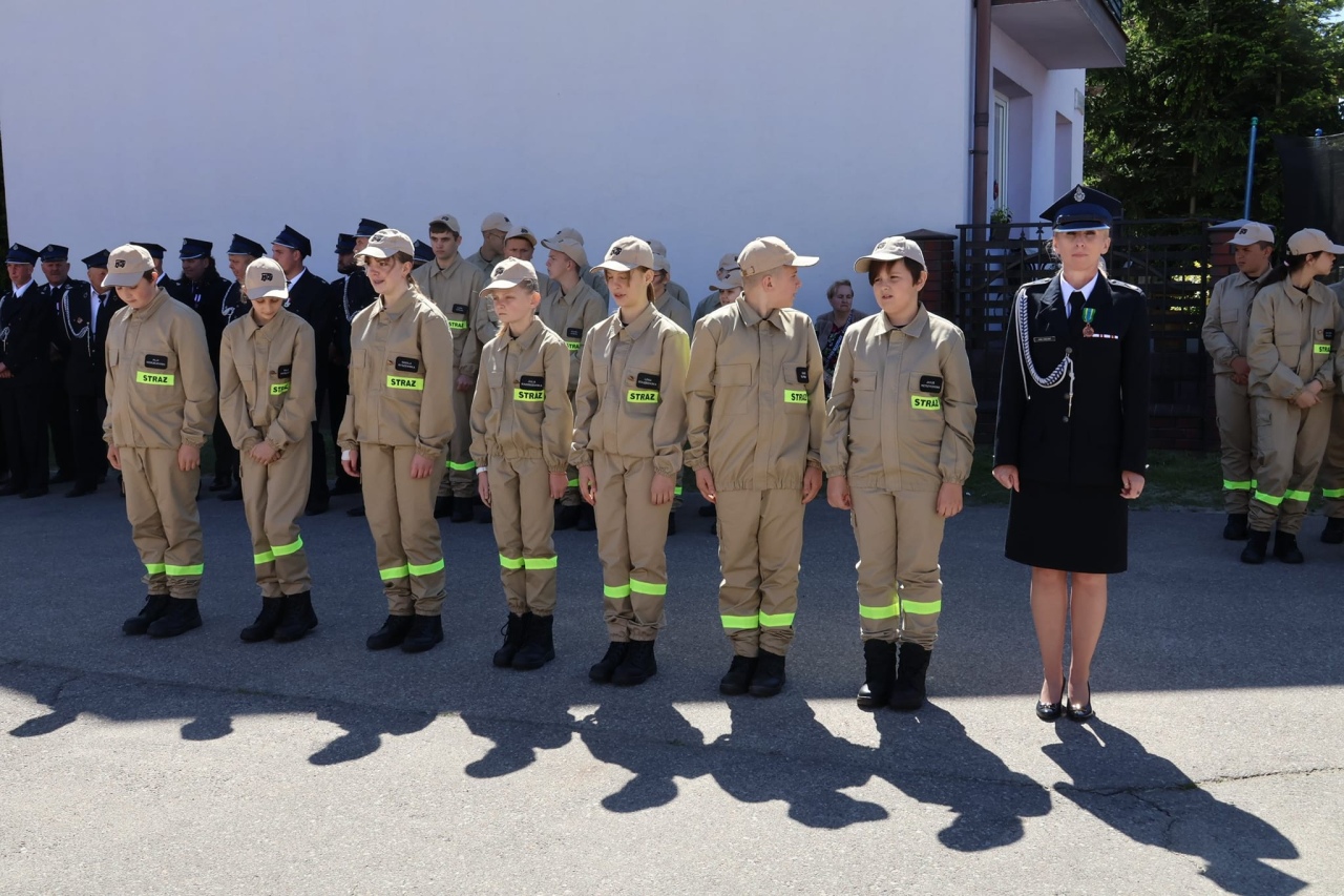 Gminne obchody Dnia Strażaka w Goworowie [17.05.2024] - zdjęcie #12 - eOstroleka.pl