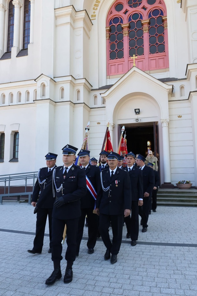 Gminne obchody Dnia Strażaka w Goworowie [17.05.2024] - zdjęcie #1 - eOstroleka.pl