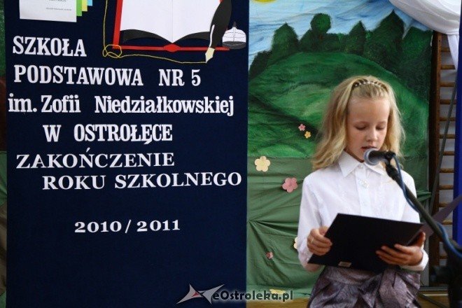 Zakończenie roku szkolnego SP nr 5 22.06.2011 - zdjęcie #9 - eOstroleka.pl